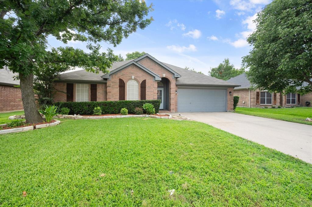 2706 Ferncrest Trl, Mansfield, TX 76063