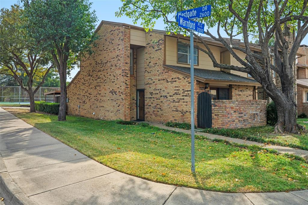 2014 Warnford Pl, Arlington, TX 76015