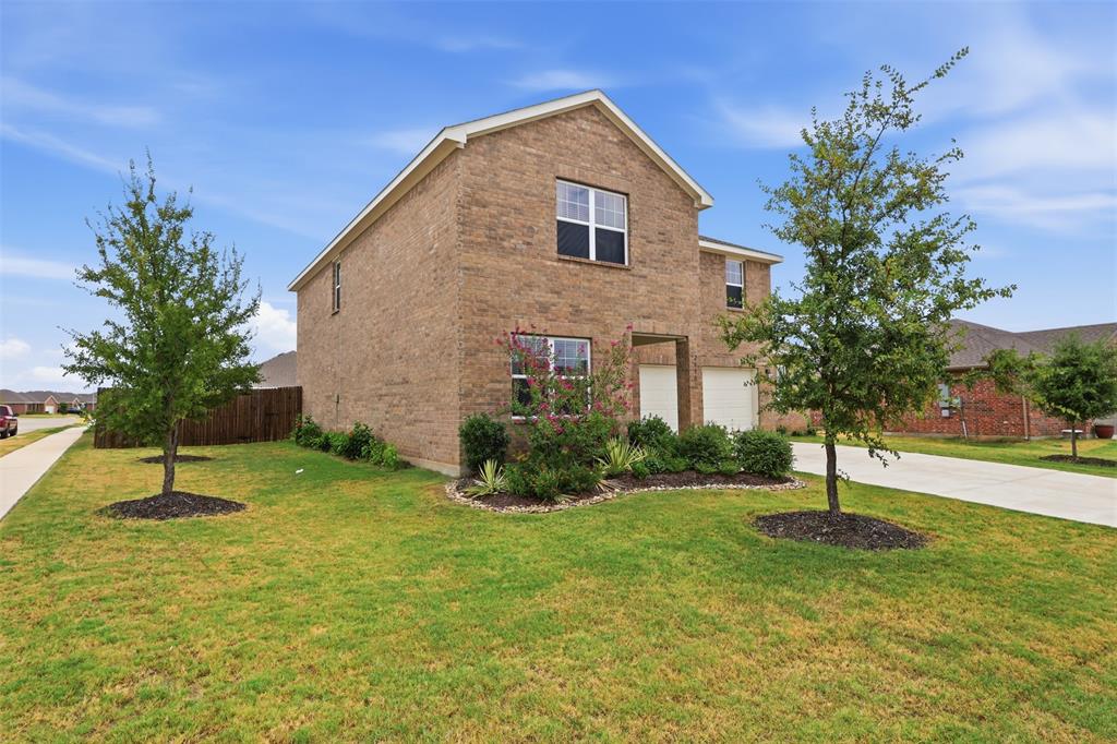 2600 Sanders Creek Dr, Glenn Heights, TX 75154 photo