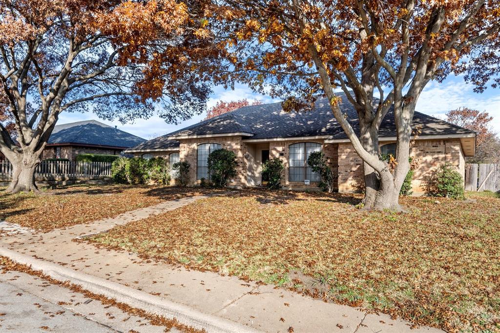 1331 Briarmeade Dr, Duncanville, TX 75137 photo
