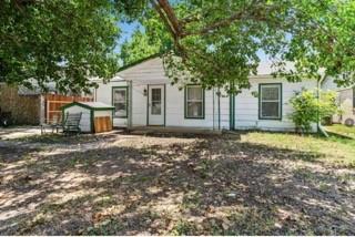 2221 Varsity Dr, Grand Prairie, TX 75051 photo
