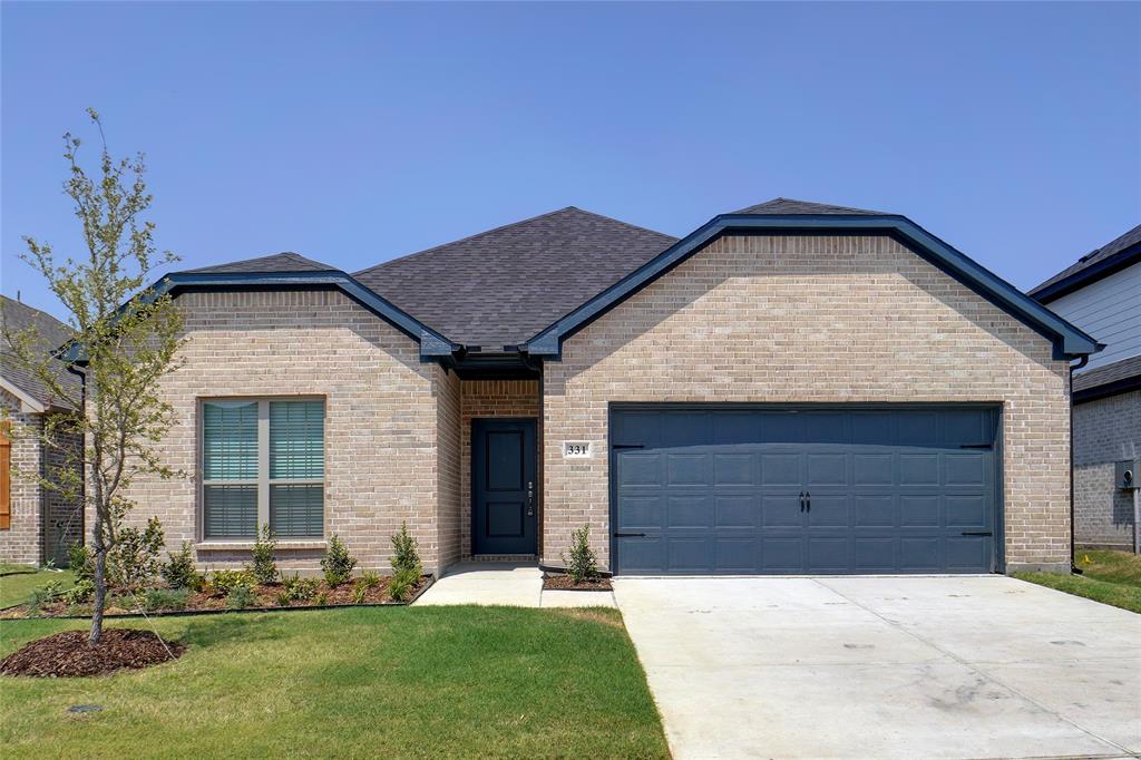 331 Oak Creek Dr, Lavon, TX 75166