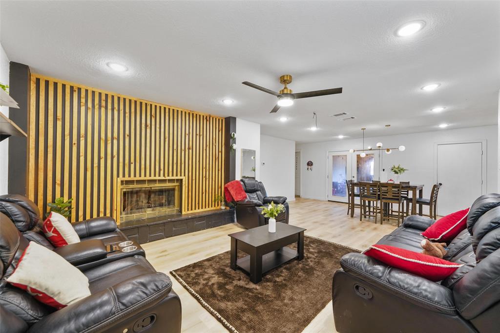 2108 Meadow Lark, Irving, TX 75060 photo