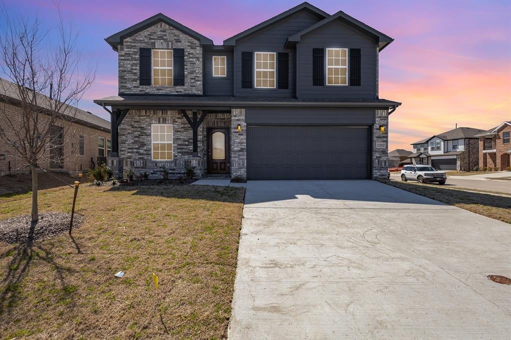 2202 Bridgeport St, Forney, TX 75126