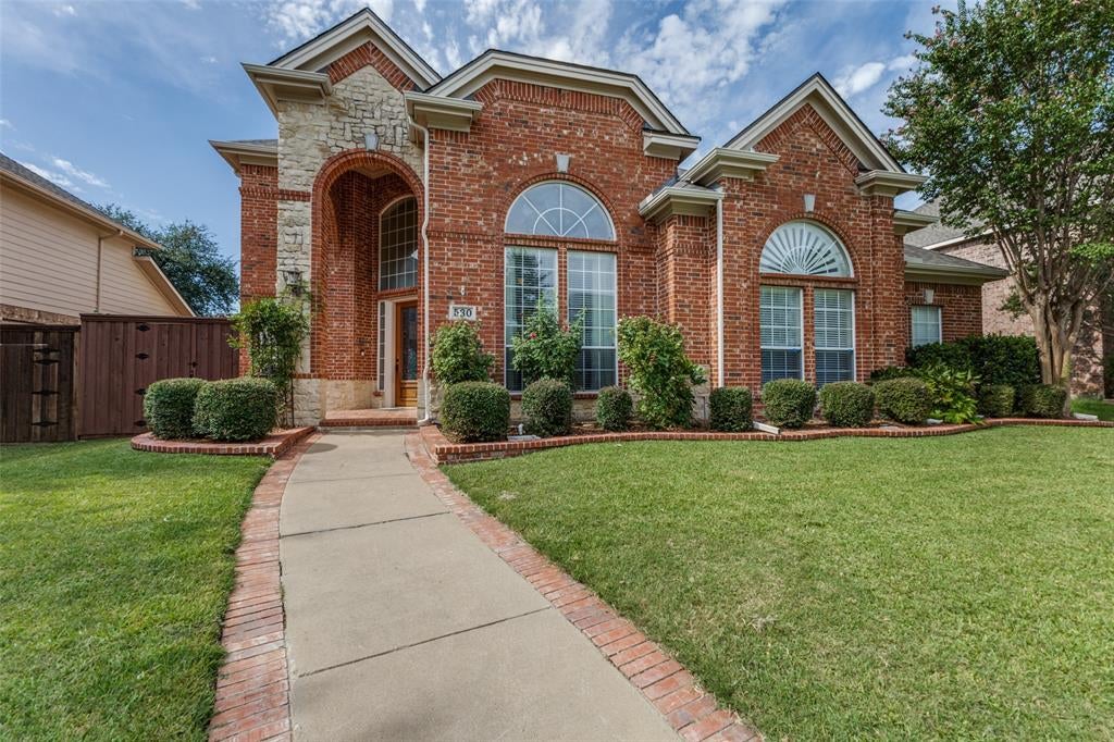 530 Weeping Willow Rd, Garland, TX 75044