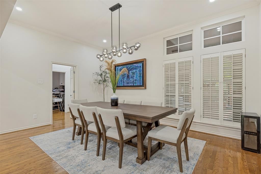 7 Queensview Ct, Dallas, TX 75225 photo