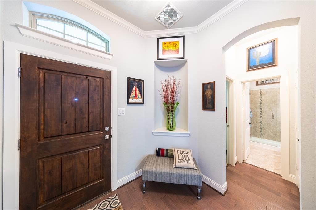 6606 Deleon St, Irving, TX 75039 photo