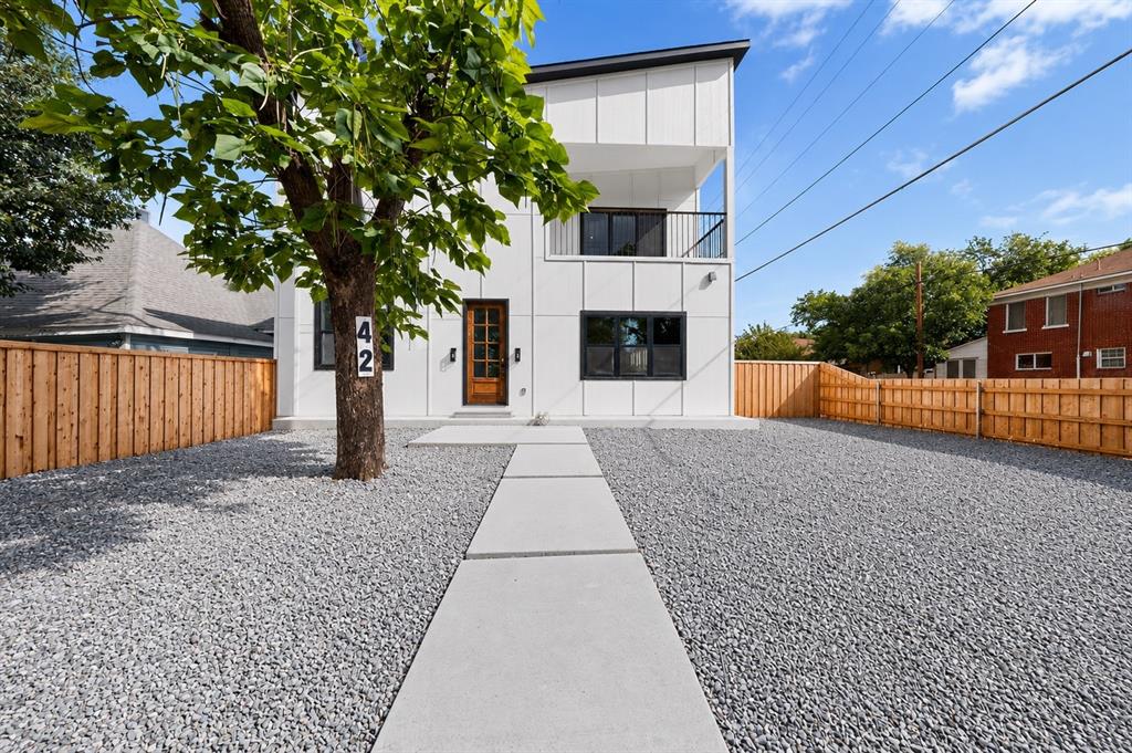 427 E 9 Street St, Dallas, TX 75203 photo