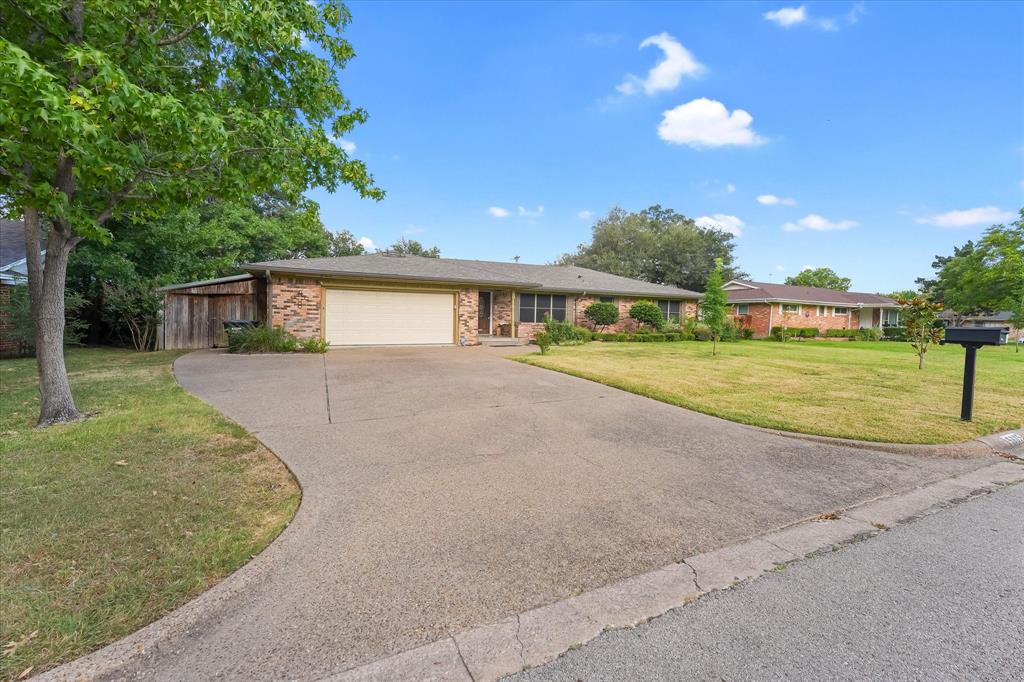 5605 New Haven St, Greenville, TX 75402 photo