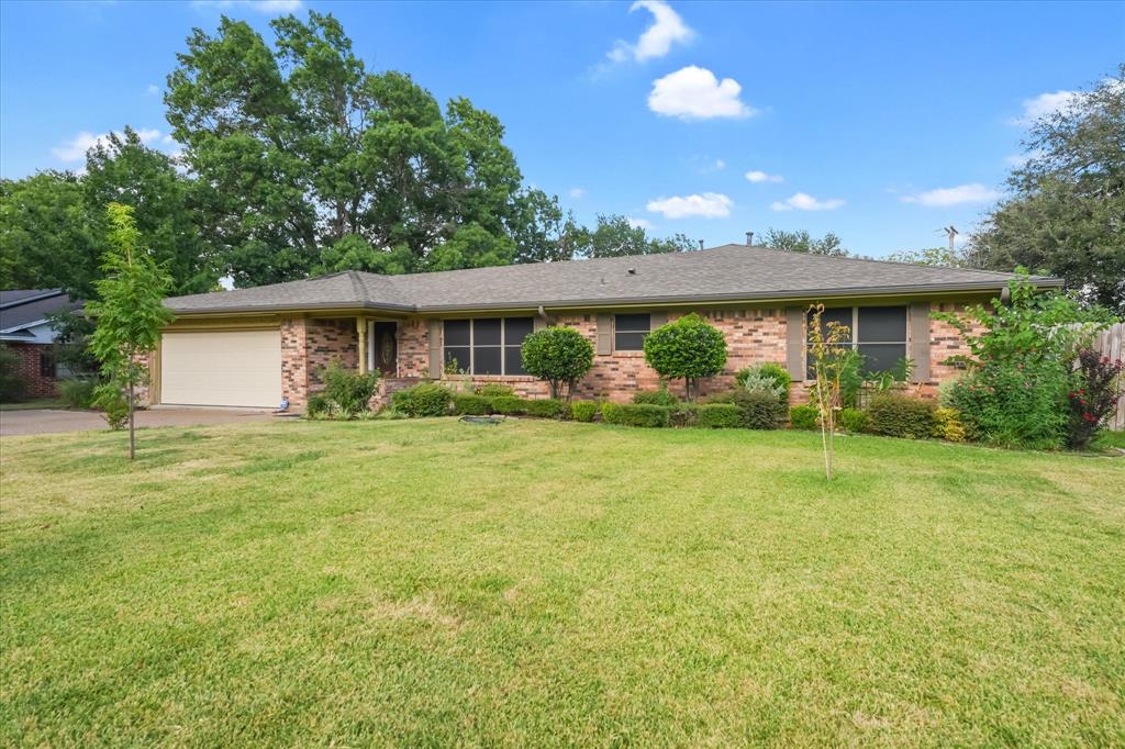 5605 New Haven St, Greenville, TX 75402 photo