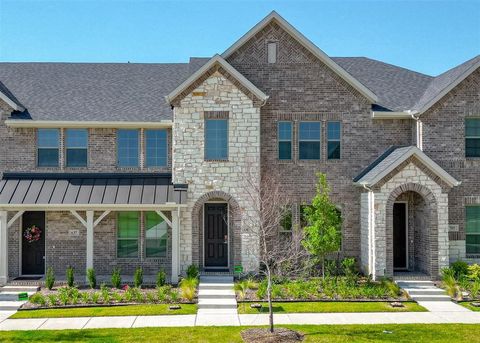 Townhouse in Argyle TX 641 4th Street.jpg