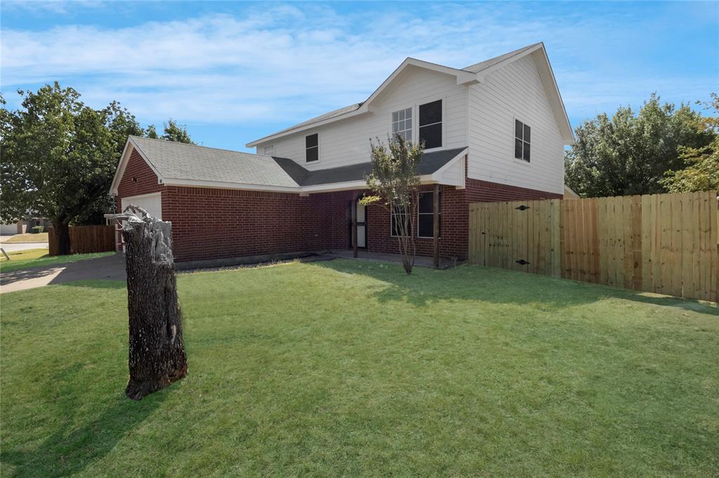 408 Centennial Pl, Crowley, TX 76036 photo