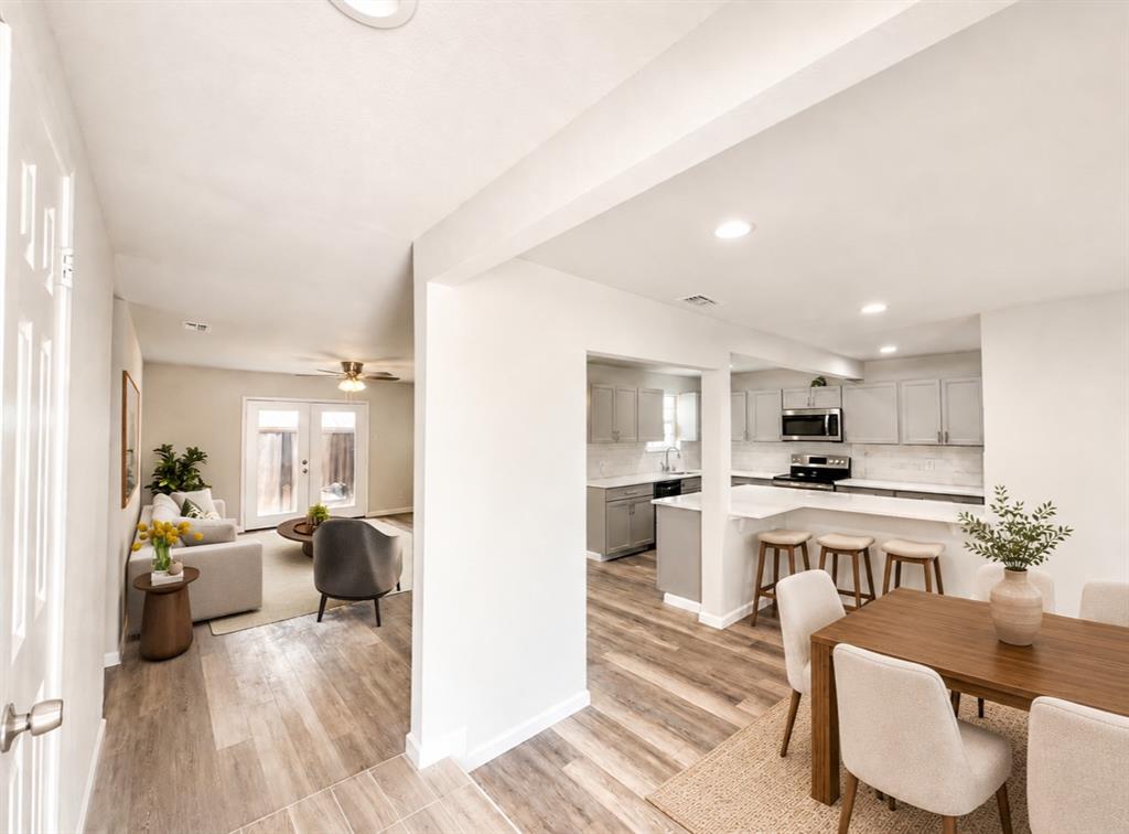 4142 Victoria St, Irving, TX 75062 photo