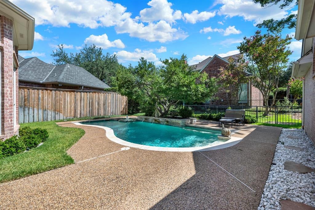 5404 Glenshire Dr, Plano, TX 75093 photo