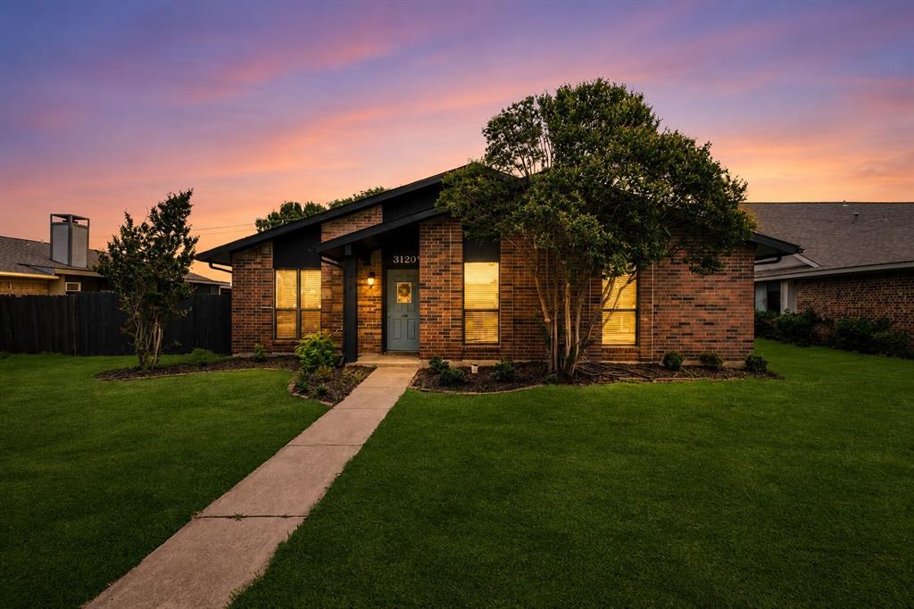 3120 Mayfair Dr, Carrollton, TX 75007 photo