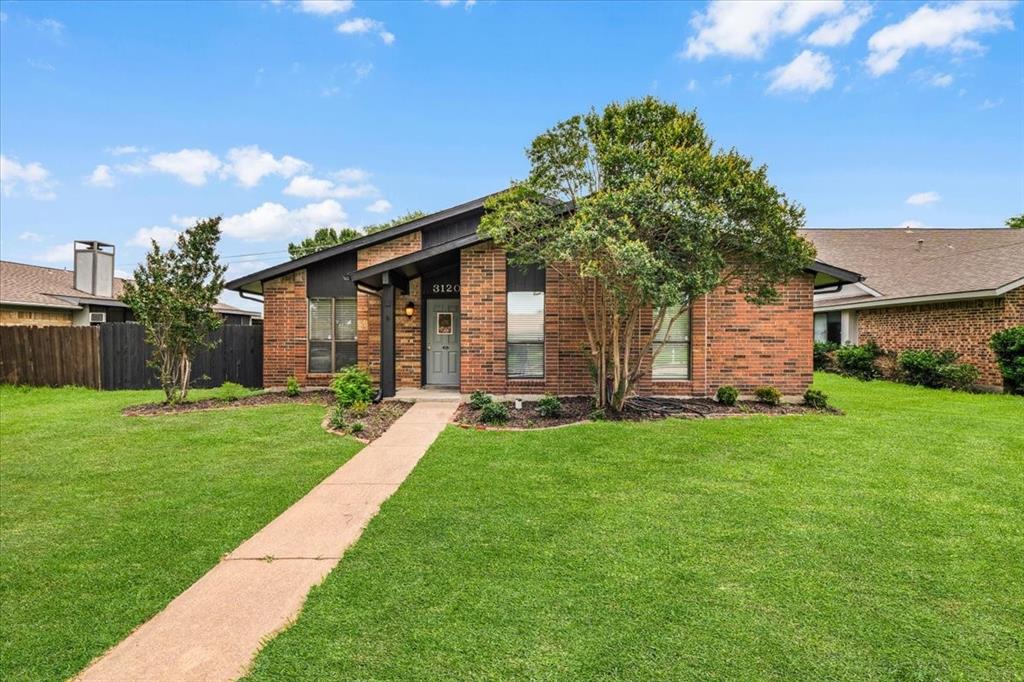 3120 Mayfair Dr, Carrollton, TX 75007 photo