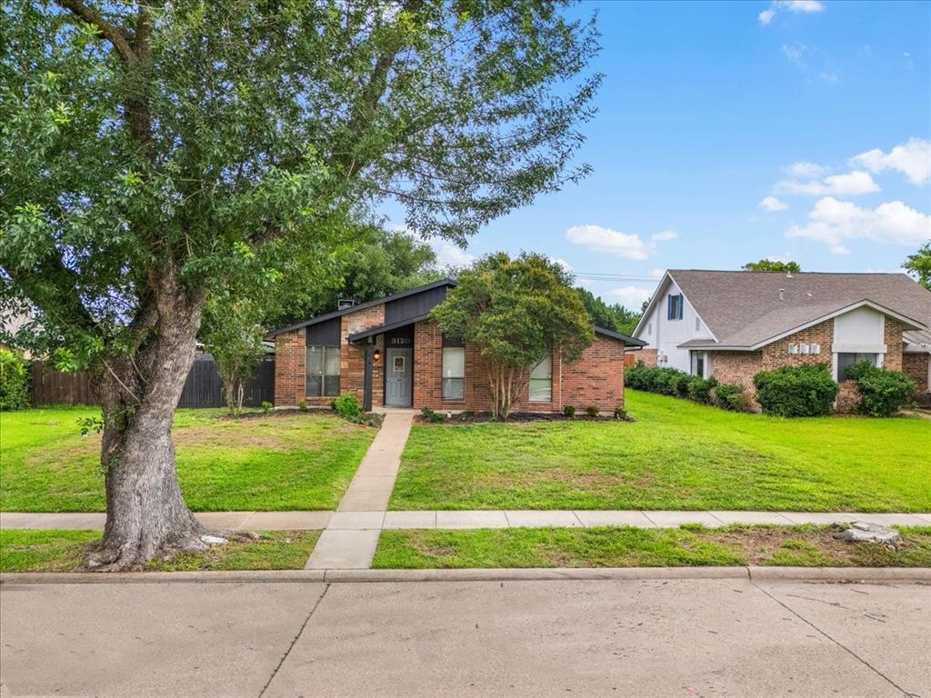 3120 Mayfair Dr, Carrollton, TX 75007 photo