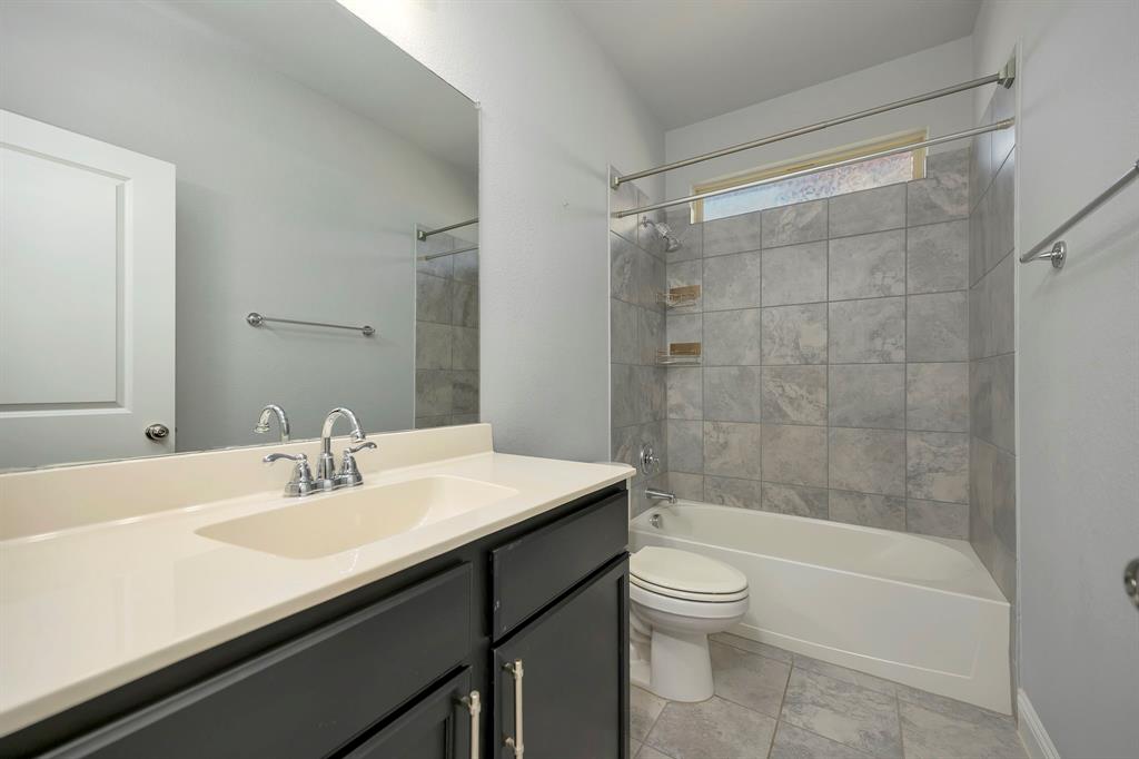 125 Mossy Oak Trl, Fort Worth, TX 76131 photo