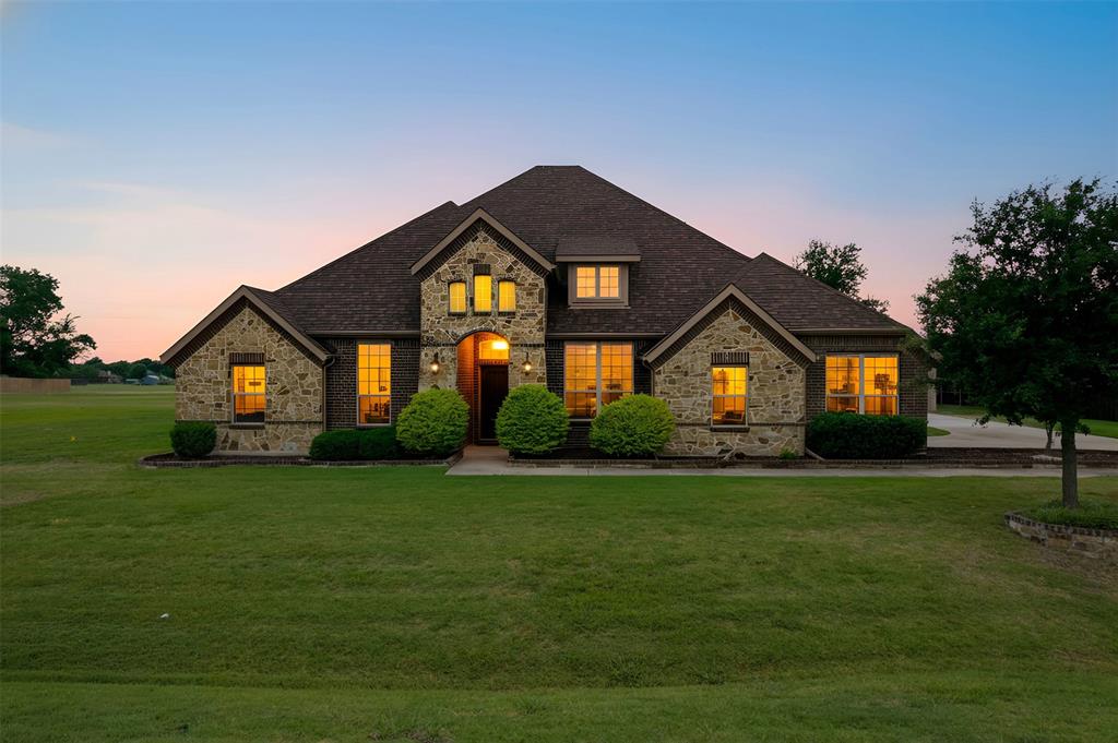 1111 Yukon Blvd, Waxahachie, TX 75167