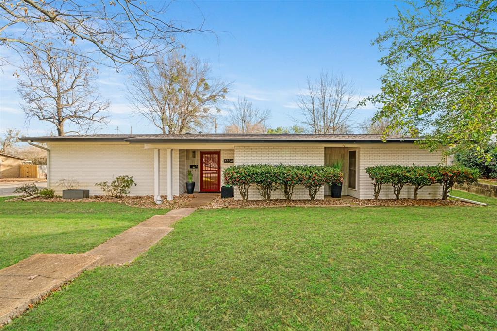 3350 Robin Rd, Paris, TX 75460