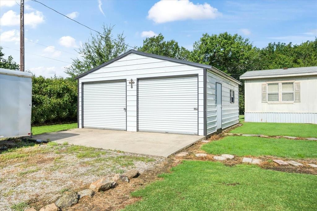 1022 County Road 2295, Telephone, TX 75488 photo