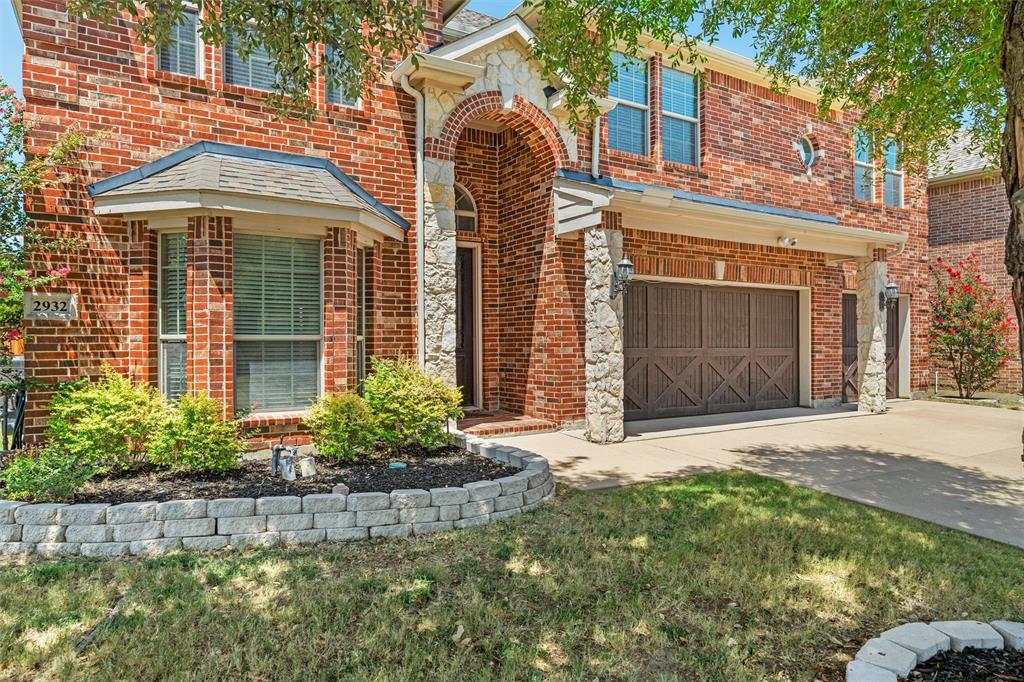 2932 Montalbo, Grand Prairie, TX 75054 photo