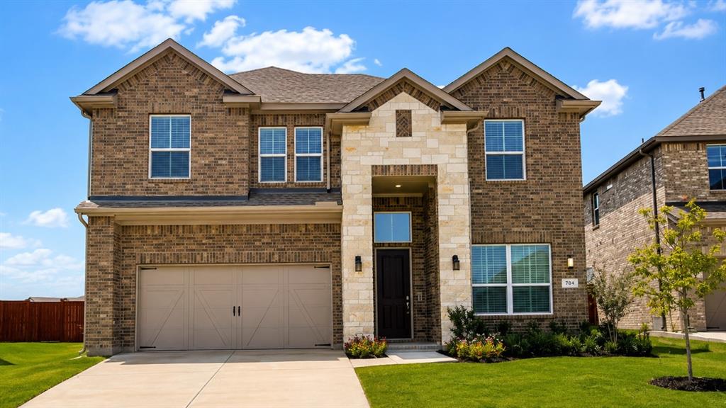 701 Bushman Dr, Fort Worth, TX 76008