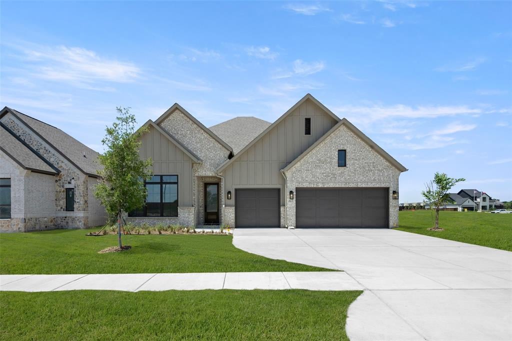 317 Fire Blade Dr, Aledo, TX 76008