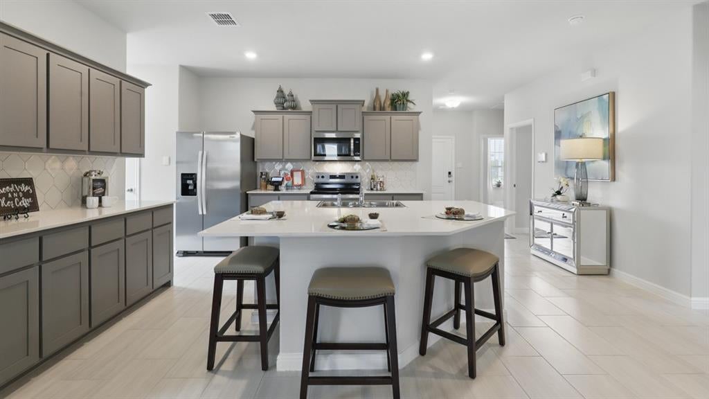 400 Sunday Silence Way, Granbury, TX 76049 photo