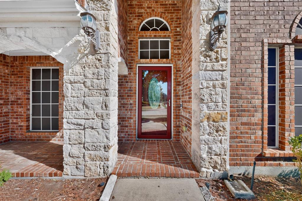 5919 Ridgeway Dr, Grand Prairie, TX 75052 photo