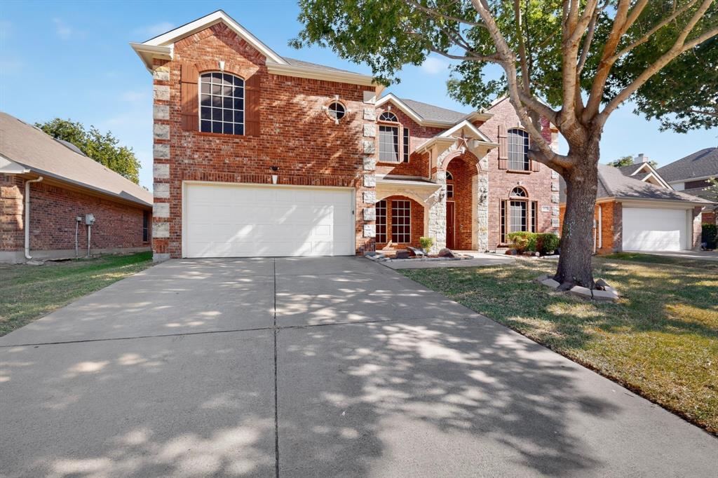 5919 Ridgeway Dr, Grand Prairie, TX 75052