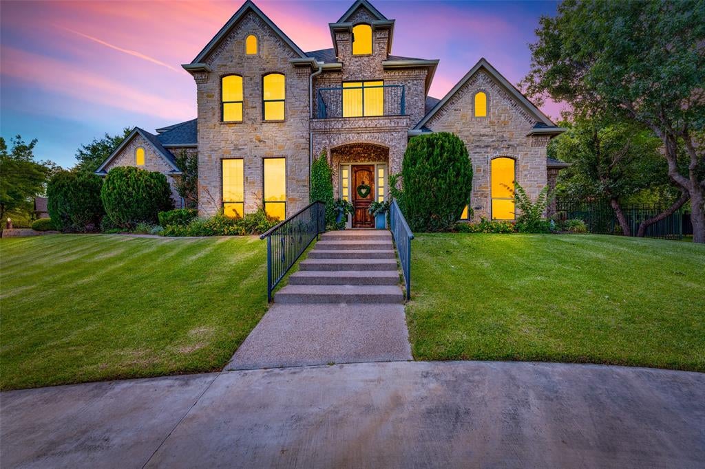 114 Southwest Dr, Aledo, TX 76008