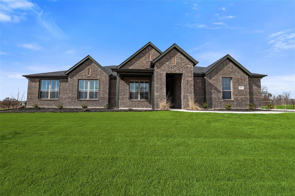 219 County Road 4690, Boyd, TX 76023