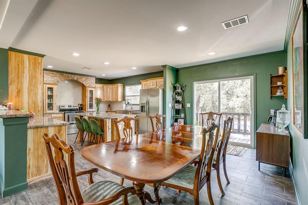 5878 Greenwood Rd, Millsap, TX 76066