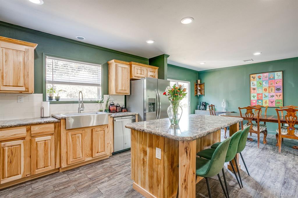 5878 Greenwood Rd, Millsap, TX 76066 photo