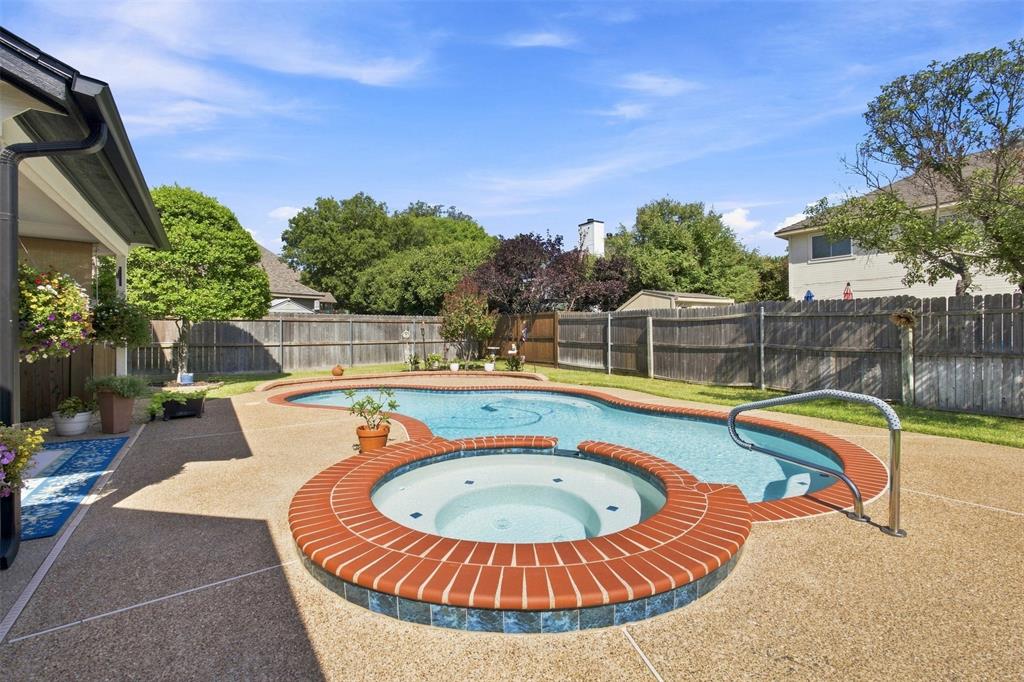 3310 Moss Creek Dr, Grapevine, TX 76051 photo