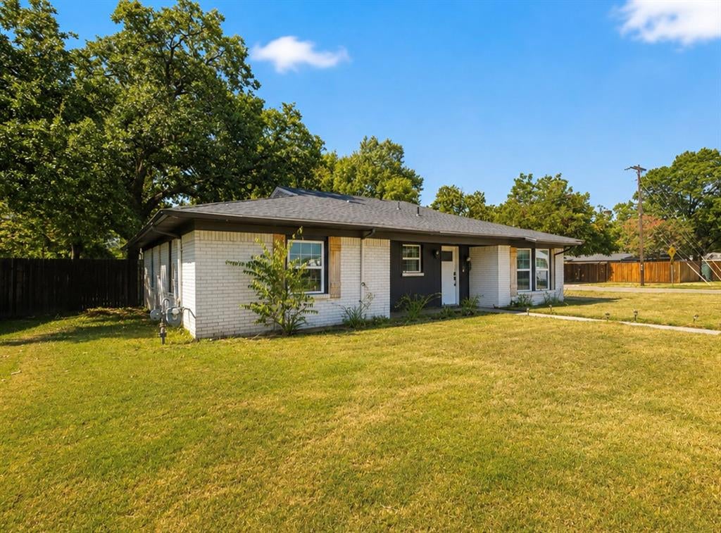 102 E Highland Dr, Irving, TX 75062 photo