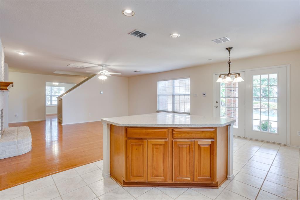 4205 Bayside Ct, Arlington, TX 76016 photo