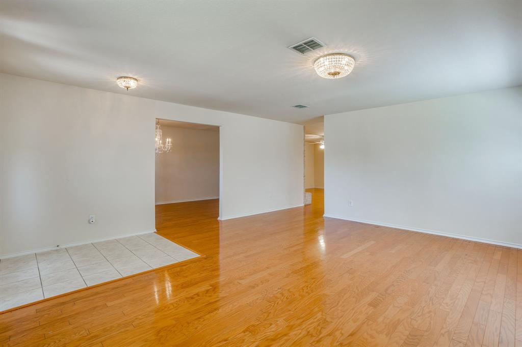 4205 Bayside Ct, Arlington, TX 76016 photo