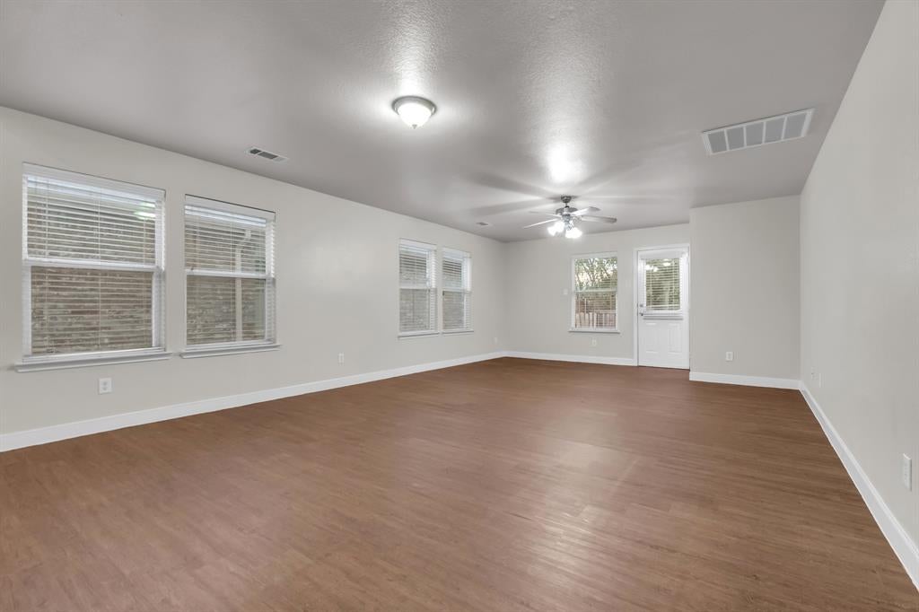 3517 Apple Valley Way, Dallas, TX 75227 photo