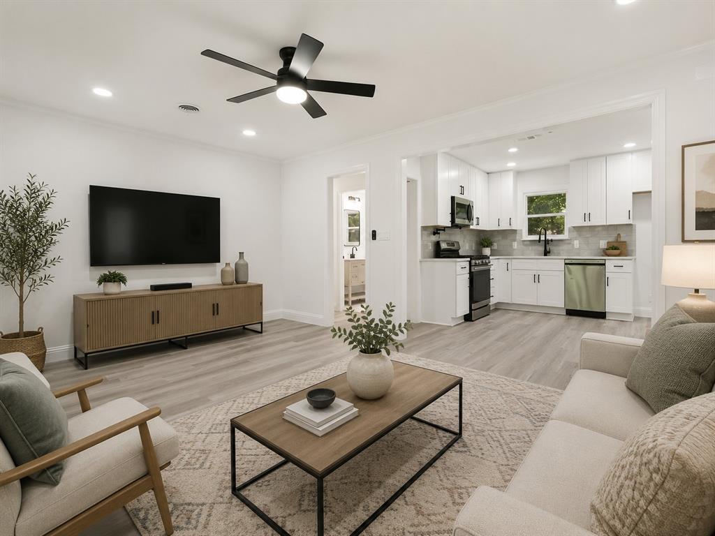 429 Harmon Rd, Hurst, TX 76053 photo