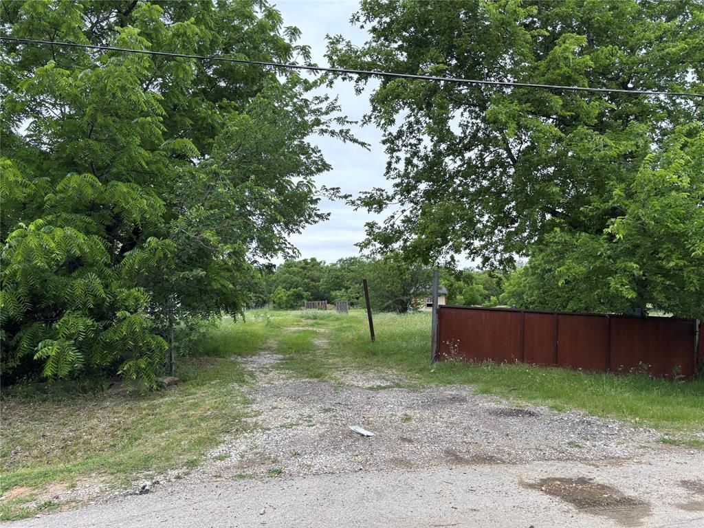4621 Lake Park Dr, The Colony, TX 75056
