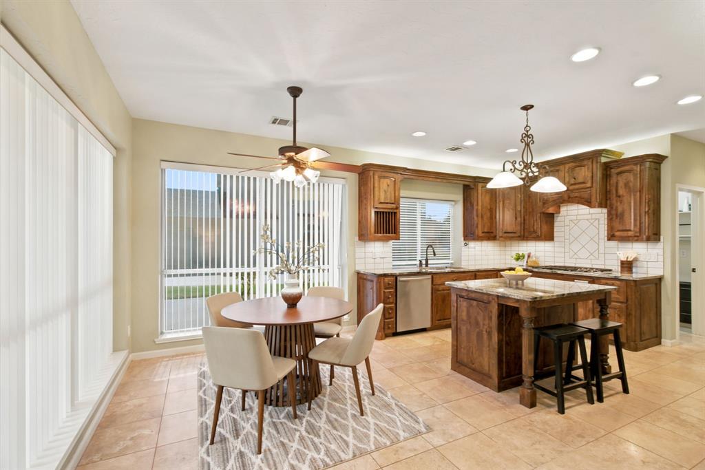 905 Silverthorne Trl, Highland Village, TX 75077 photo