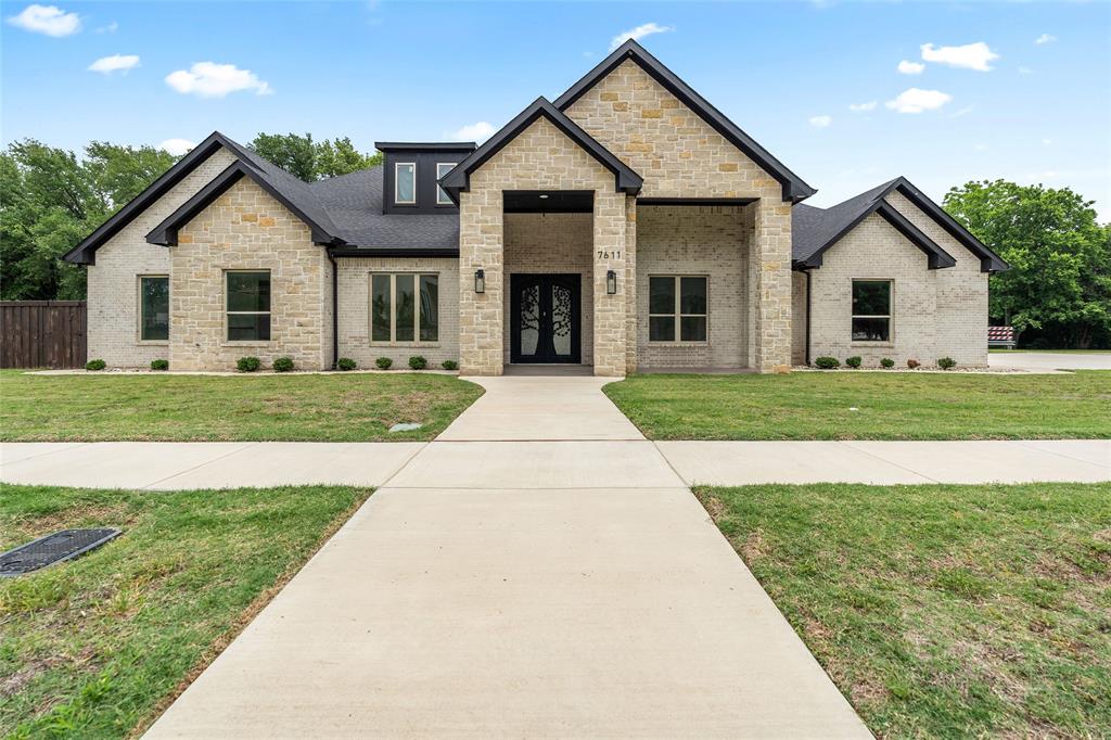 7611 Awadi Ct, Arlington, TX 76001