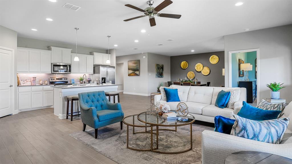4137 Cornerstone Cir, Granbury, TX 76048 photo