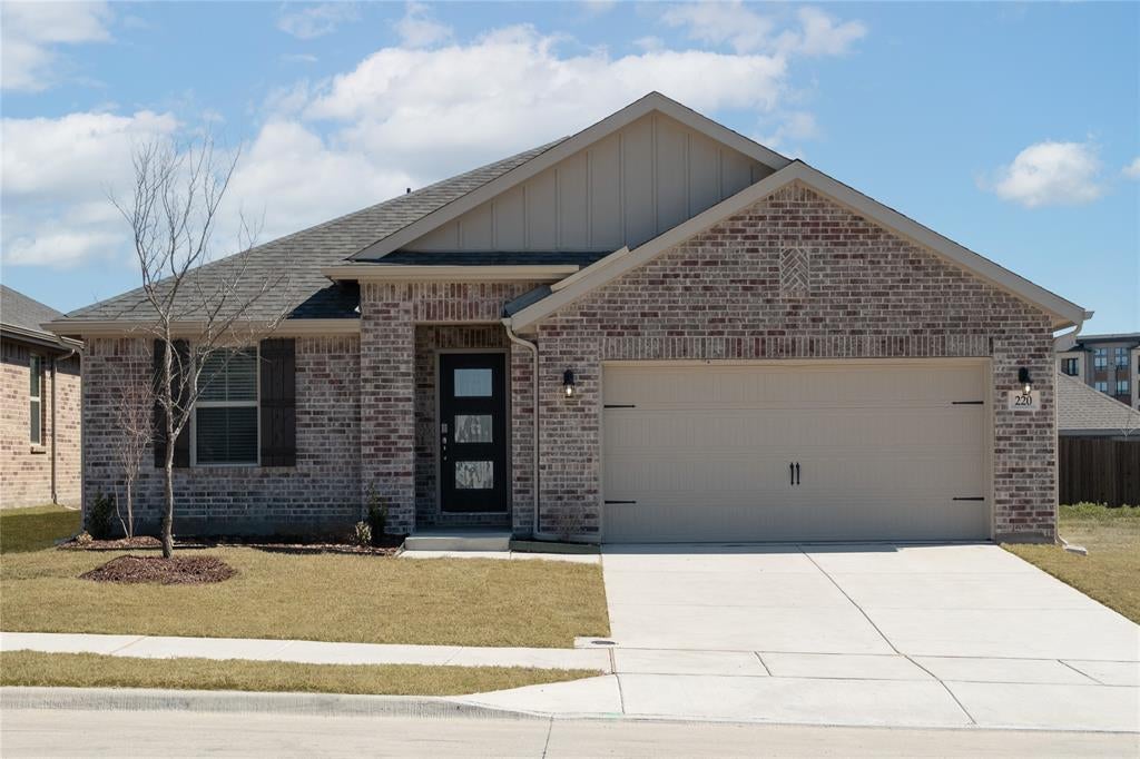 220 Starlight Dr, Anna, TX 75409