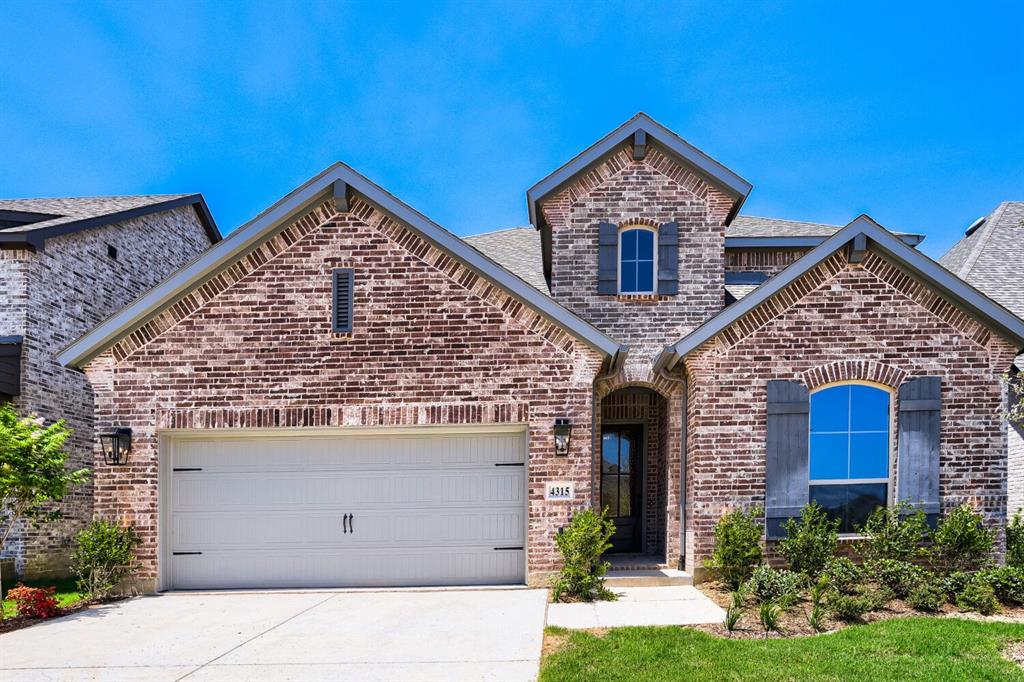 4315 Blackberry Ln, Oak Point, TX 75068