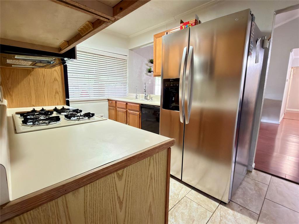 1519 Clearbrook St, Lancaster, TX 75134 photo