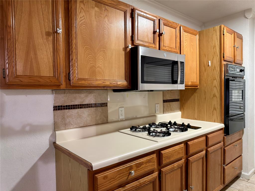 1519 Clearbrook St, Lancaster, TX 75134 photo