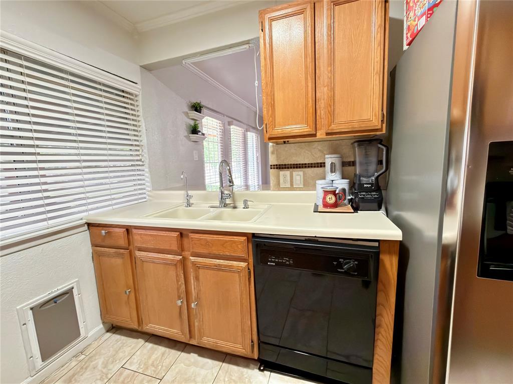 1519 Clearbrook St, Lancaster, TX 75134 photo